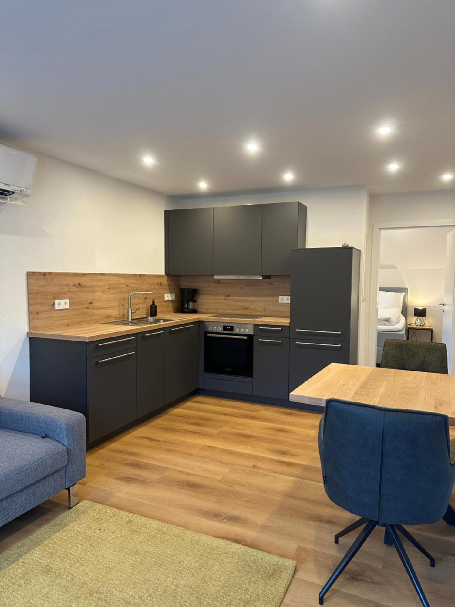 Moselappartements By Weingut Marco Adamy Losnich Bagian luar foto