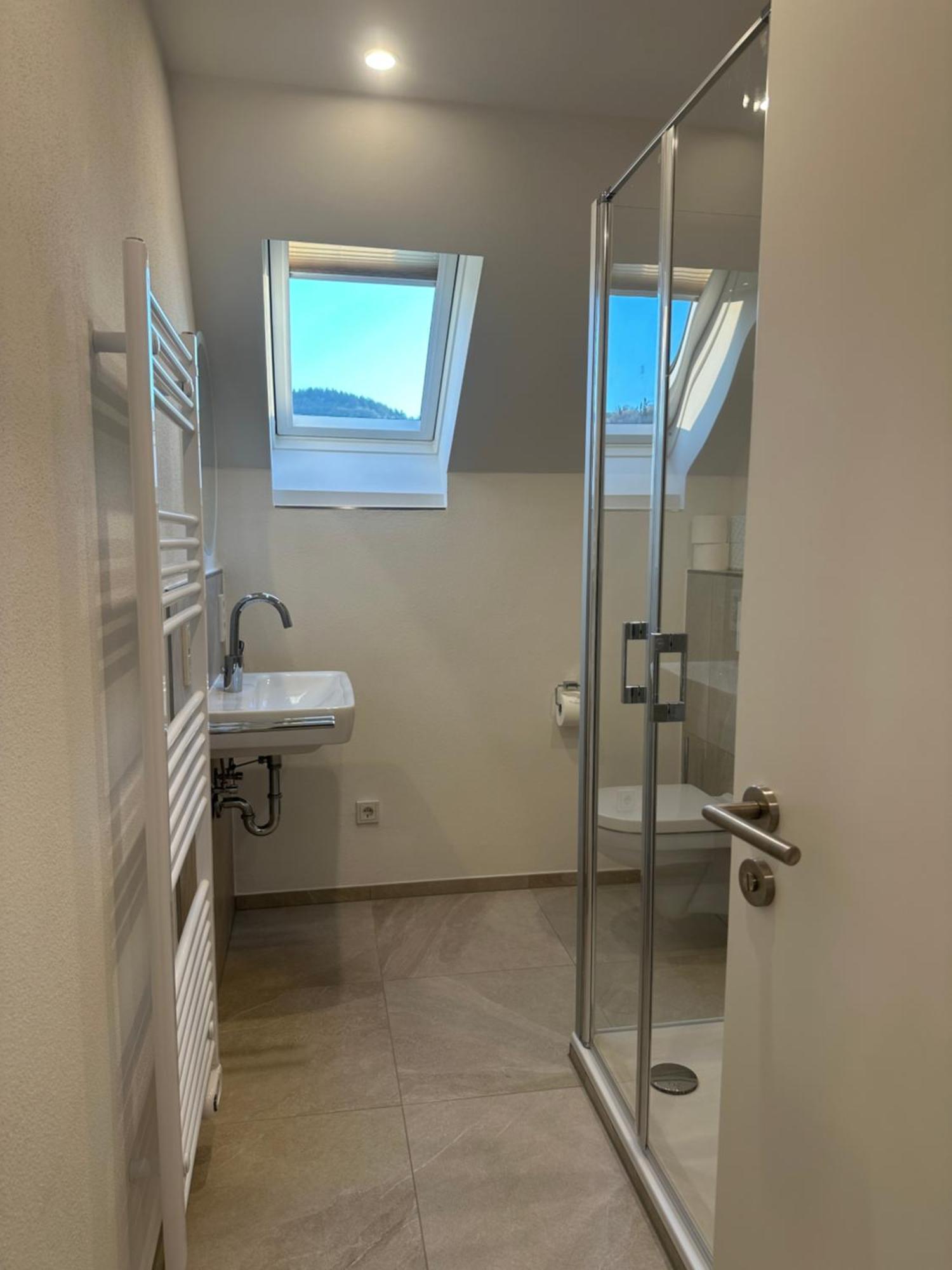 Moselappartements By Weingut Marco Adamy Losnich Bagian luar foto