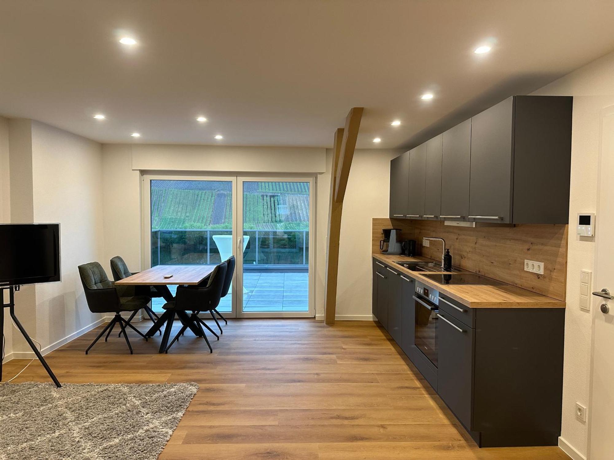 Moselappartements By Weingut Marco Adamy Losnich Bagian luar foto